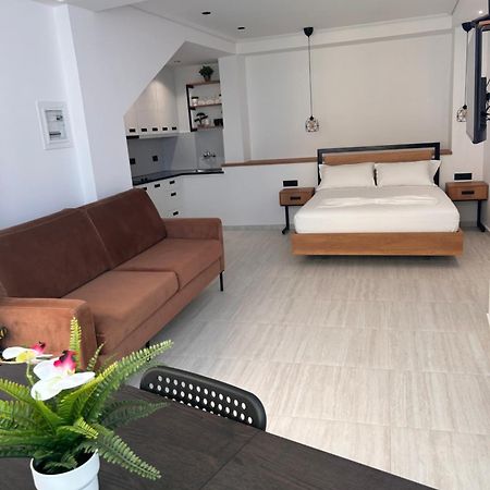 Crown Apartment Saranda Kültér fotó