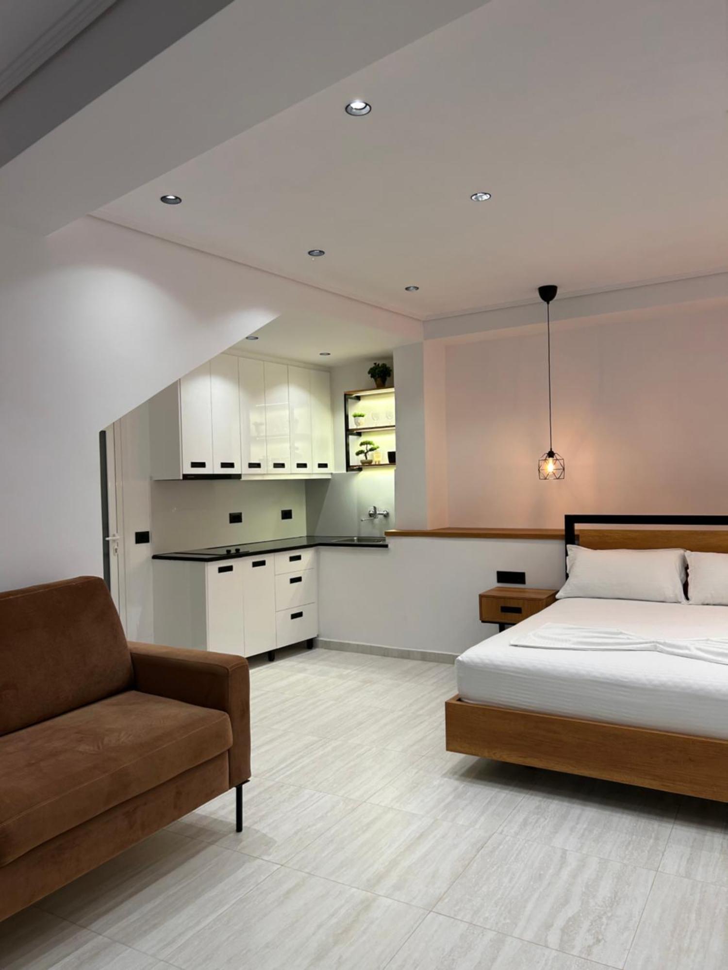 Crown Apartment Saranda Kültér fotó