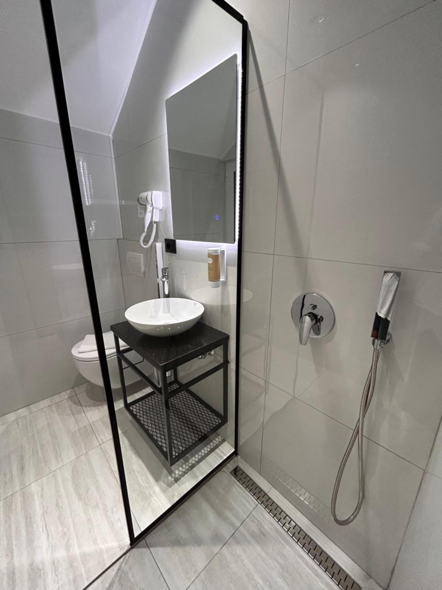 Crown Apartment Saranda Kültér fotó