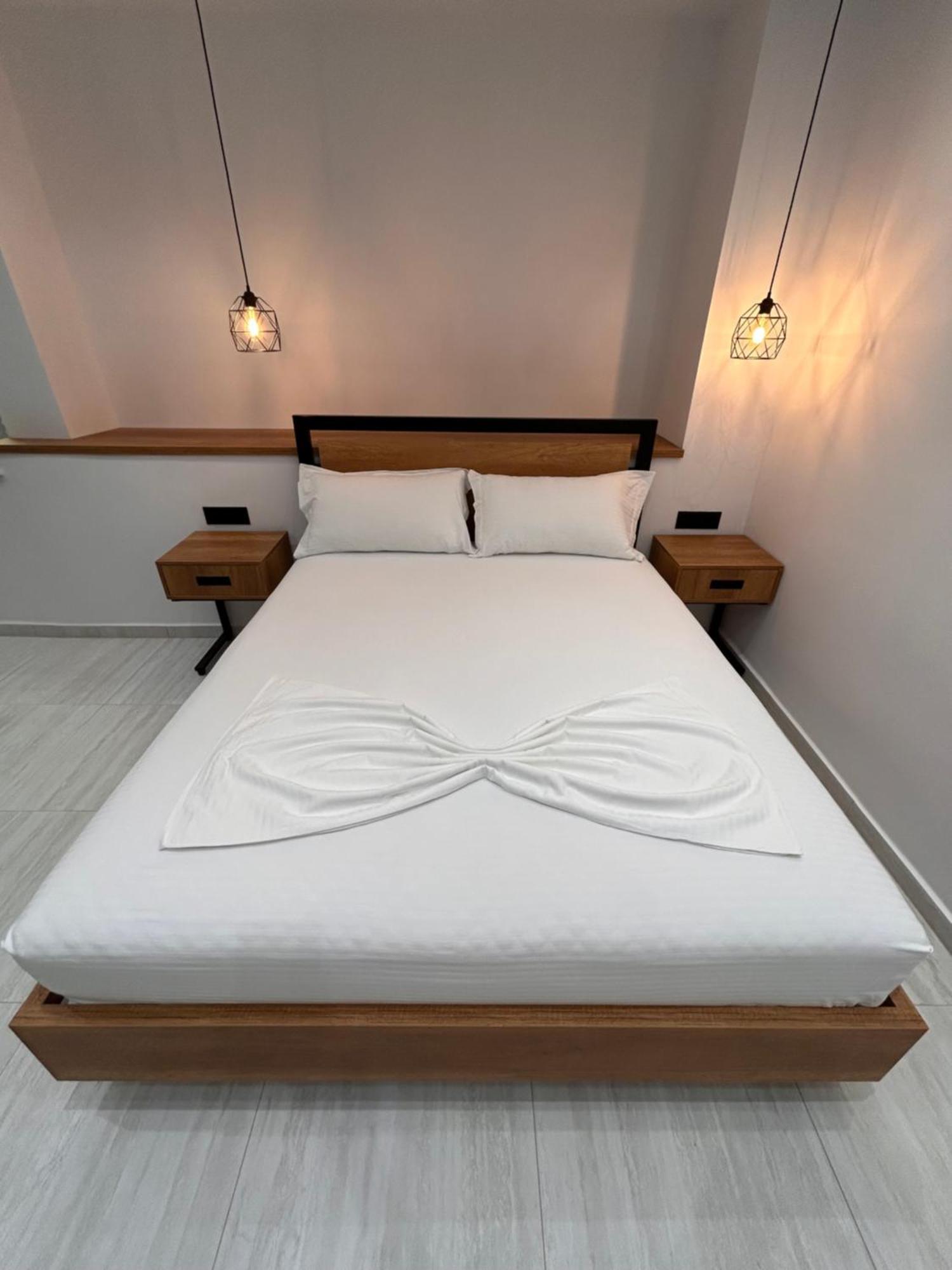 Crown Apartment Saranda Kültér fotó